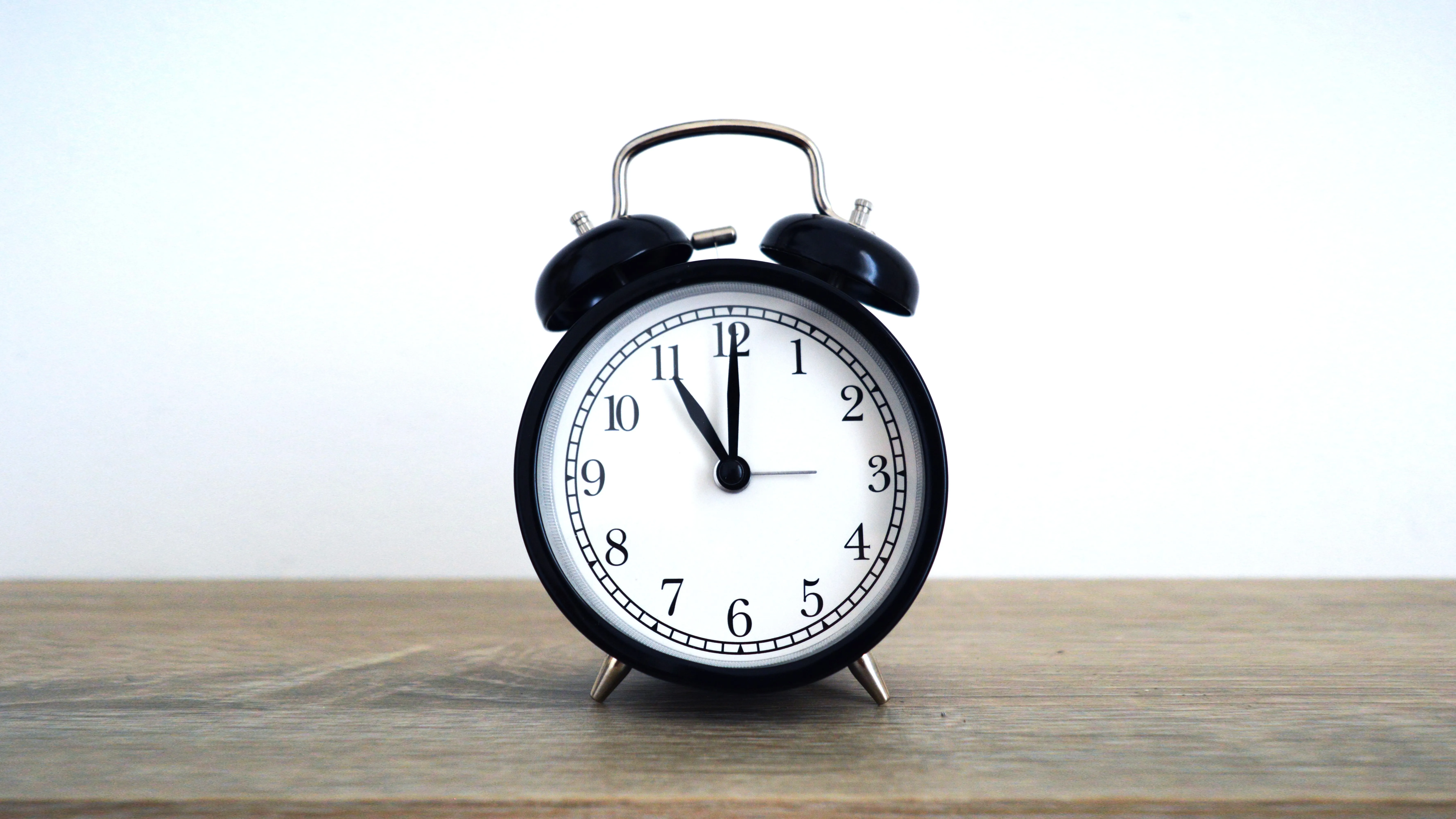 11:00の時計