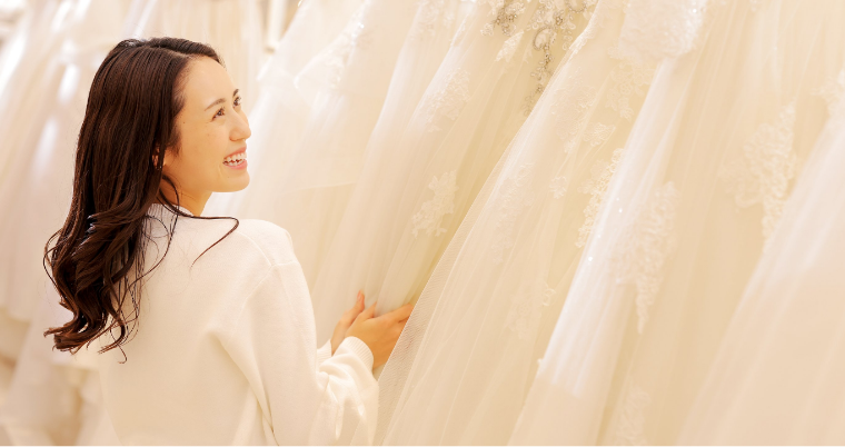 理想の花嫁像をつくる
ドレス選びのイメージ
